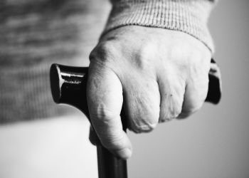 Przemoc wobec osób starszych