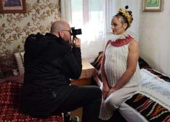 Sesja modowa inspirowana kulturą łemkowską w&nbsp;Olchowcu