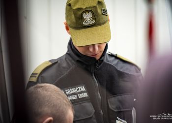 Ukrainiec próbował wręczyć łapówkę funkcjonariuszowi w Medyce 2 - Polskie Radio Rzeszów Ukrainiec próbował wręczyć łapówkę funkcjonariuszowi w Medyce