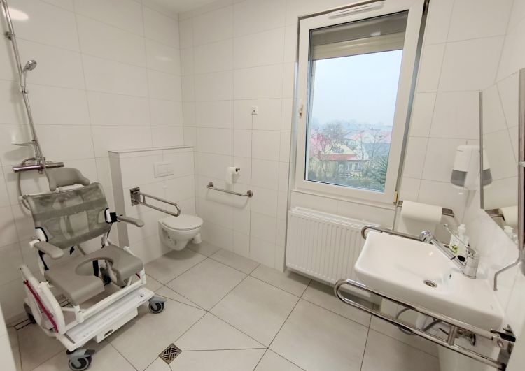 Modernizacja Zakładu Pielęgnacyjno-Opiekuńczego w&nbsp;Stalowej Woli zakończona. Lepsze warunki dla pacjentów