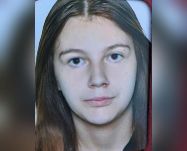 Zaginęła 15-letnia Julia Figiela z Siedlisk. Policja prosi o pomoc w poszukiwaniach - Polskie Radio Rzeszów