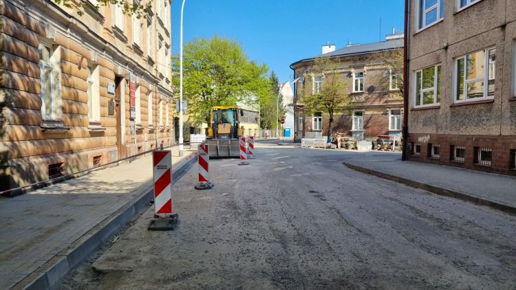 Przemyśl inwestuje w&nbsp;drogi. 42 zadania w&nbsp;planach na&nbsp;ten rok