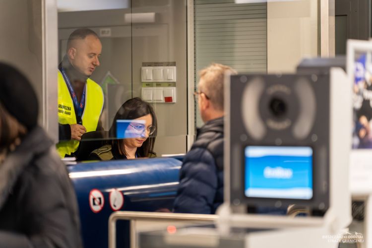 Poszukiwany Polak zatrzymany na&nbsp;lotnisku w&nbsp;Rzeszowie-Jasionce