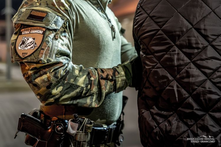 Cudzoziemcy objęci zakazem wjazdu do strefy Schengen 1 - Polskie Radio Rzeszów Cudzoziemcy objęci zakazem wjazdu do strefy Schengen