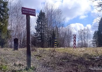 Mandaty dla turystów, chcieli zobaczyć granicę