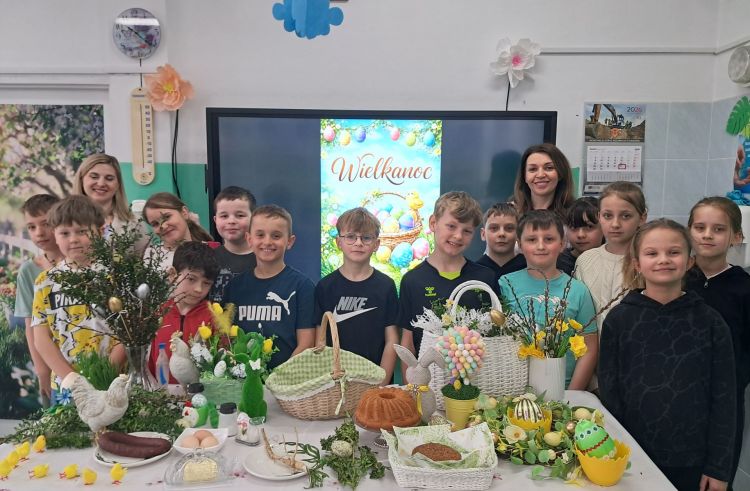 Wielkanoc w Zamkolandii - dzieci uczą się tradycji i gotowania 1 - Polskie Radio Rzeszów Wielkanoc w Zamkolandii - dzieci uczą się tradycji i gotowania - Polskie Radio Rzeszów