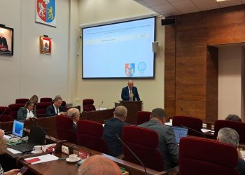 Sejmik Podkarpacki obradował do&nbsp;nocy. Dyskusje o&nbsp;szpitalach, etyce i&nbsp;inwestycjach