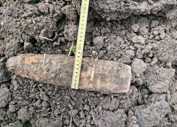 Niewybuch podczas prac ziemnych w&nbsp;powiecie jarosławskim. Interweniowali saperzy