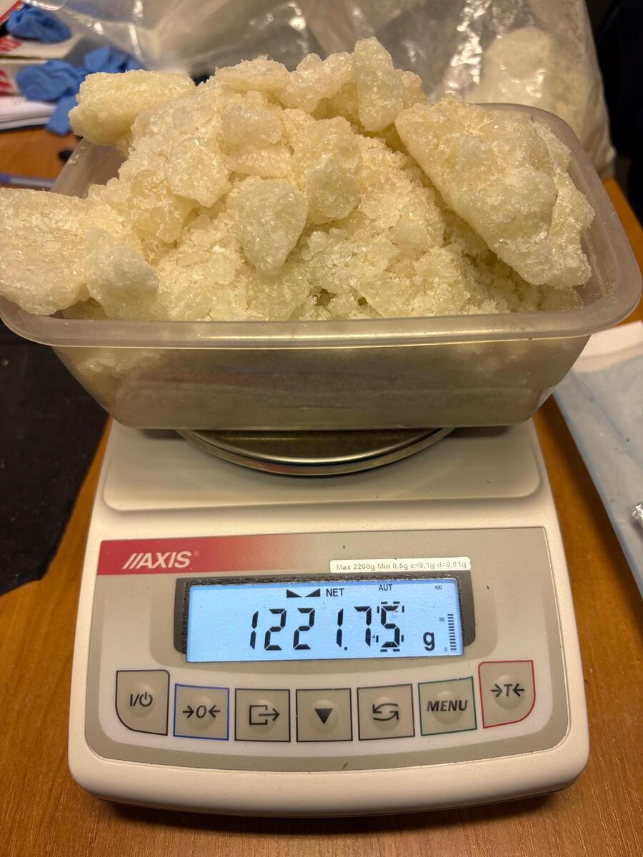 Skrytka w podłodze i dwa kilogramy narkotyków - Polskie Radio Rzeszów