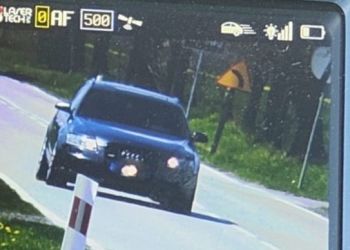 Pędził 126 km/h, stracił prawo jazdy i&nbsp;dostał wysoki mandat