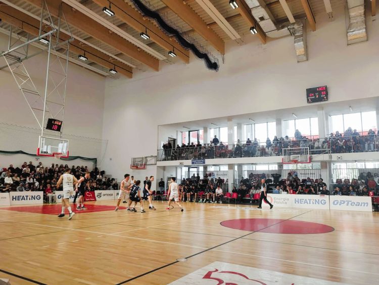 Zwycięstwo koszykarzy Opteam Energia Polska Resovii w&nbsp;przedostatnim meczu sezonu