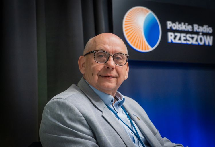 Z. Prawelski: Polacy częściej sięgają po&nbsp;kredyty mieszkaniowe