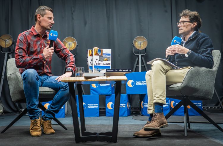 Spotkanie z&nbsp;Łukaszem Łagożnym w&nbsp;Polskim Radiu Rzeszów. Opowieść o&nbsp;Koronie Ziemi