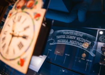 Nowa atrakcja Krosna – Fabryka Zegarów Wieżowych już otwarta