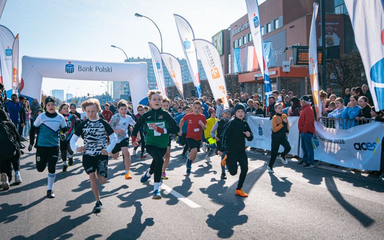 Najmłodsi zawodnicy pobiegli już w Półmaratonie Rzeszowskim 1 - Polskie Radio Rzeszów Najmłodsi zawodnicy pobiegli już w Półmaratonie Rzeszowskim