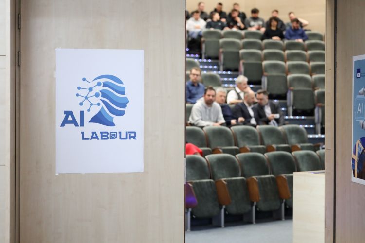 Uniwersytet Rzeszowski uruchomił AILAB. Nowe laboratorium sztucznej inteligencji dla nauki i&nbsp;biznesu