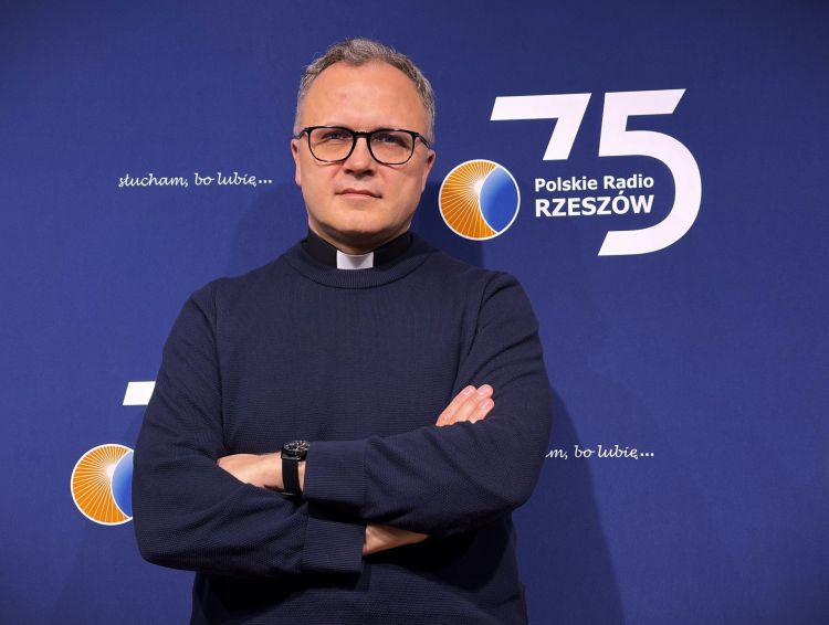 Cud i niedowierzanie. Ks. Adam Kubiś o zmartwychwstaniu Chrystusa 1 - Polskie Radio Rzeszów Cud i niedowierzanie. Ks. Adam Kubiś o zmartwychwstaniu Chrystusa