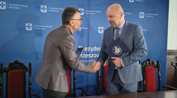 Nowa szkoła na&nbsp;Budziwoju w&nbsp;Rzeszowie. Będzie też pełnić funkcję schronu