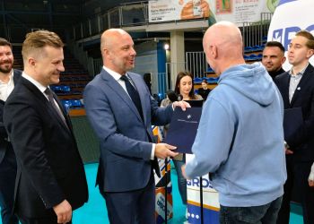 Rekordowe wsparcie dla sportu w&nbsp;Rzeszowie. 3 miliony złotych dla klubów