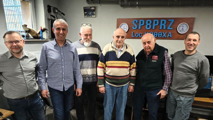 Światowy Dzień Krótkofalowca. Zapomniane hobby w&nbsp;erze nowoczesnych technologii