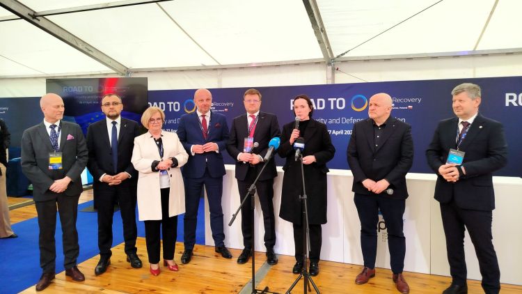 Pre-konferencja o&nbsp;odbudowie Ukrainy na&nbsp;Politechnice Rzeszowskiej
