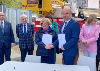 Nowe skrzydło i&nbsp;schron dla kilkuset osób powstaną w&nbsp;rzeszowskim liceum