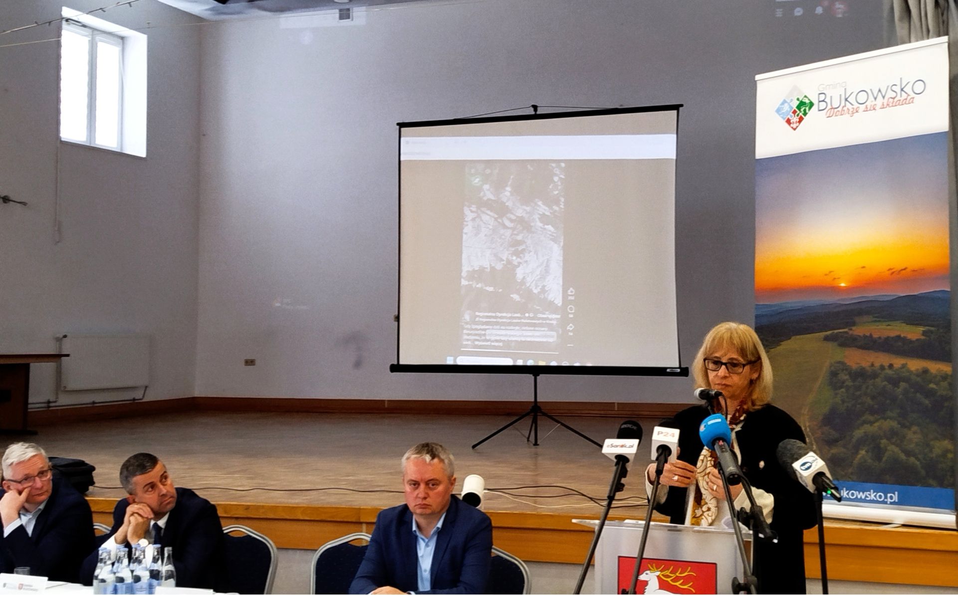 Tragiczny atak niedźwiedzia impulsem do debaty o bezpieczeństwie mieszkańców - Polskie Radio Rzeszów