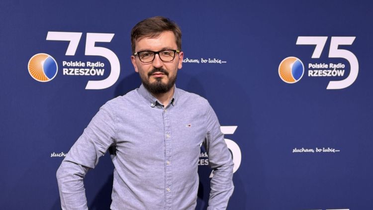 Młodzież i&nbsp;przedsiębiorczość w&nbsp;Jaśle. Ponad 100 uczniów zdobywa praktyczne doświadczenie w&nbsp;biznesie