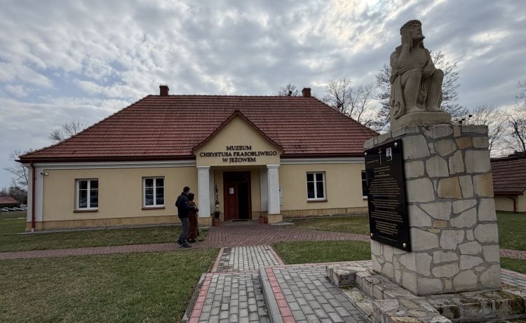 Spacer po&nbsp;Muzeum Chrystusa Frasobliwego