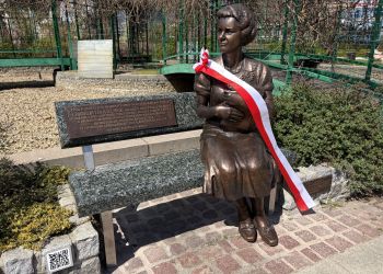 Ławeczka Natalii Tułasiewicz w&nbsp;Rzeszowie. Nowe upamiętnienie patronki nauczycieli