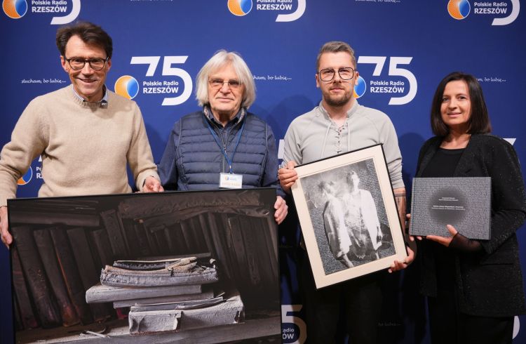 Krzysztof Pisarek i&nbsp;Łukasz Kuśnierz prezentują prace w&nbsp;Radiowej Galerii pod&nbsp;Zegarem