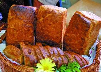 Flisacy z&nbsp;Ulanowa i&nbsp;ich kuchnia. Chleb flisacki, dawniej zwany chrupackim, przetrwał do&nbsp;dziś