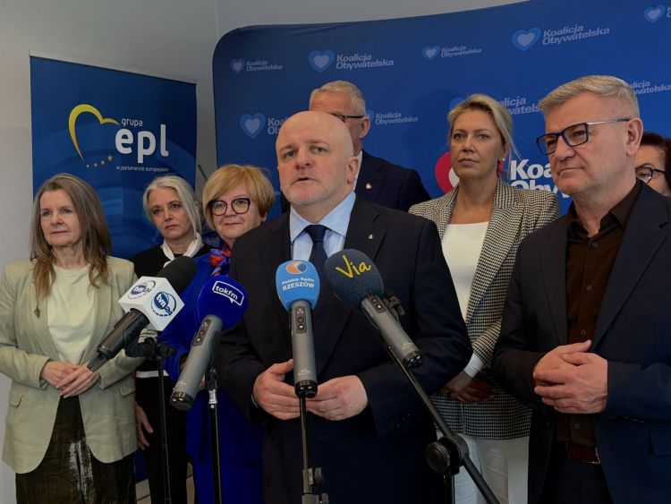 Paweł Kowal szefem KO&nbsp;na&nbsp;Podkarpaciu. Zapowiedź walki o&nbsp;sejmik i&nbsp;działania wokół SAFE