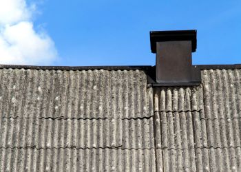 Ponad 3,6 mln zł na usuwanie azbestu w 94 podkarpackich gminach 3 - Polskie Radio Rzeszów Ponad 3,6 mln zł na usuwanie azbestu w 94 podkarpackich gminach