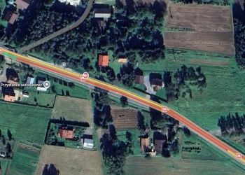 Zderzenie dwóch samochodów na&nbsp;DK28 w&nbsp;Jaszczwi. Utrudnienia w&nbsp;ruchu