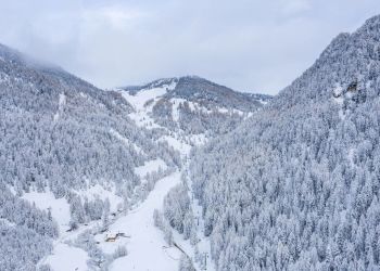 Warunki w&nbsp;Bieszczadach sprzyjają turystyce. Ratownik GOPR: Poranek mroźny, w&nbsp;dzień cieplej