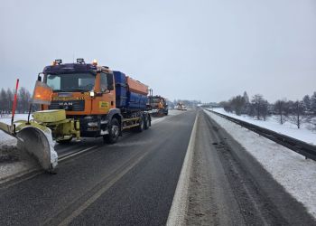 Drogowcy podsumowują zimę na&nbsp;Podkarpaciu. Rekordowe zużycie soli