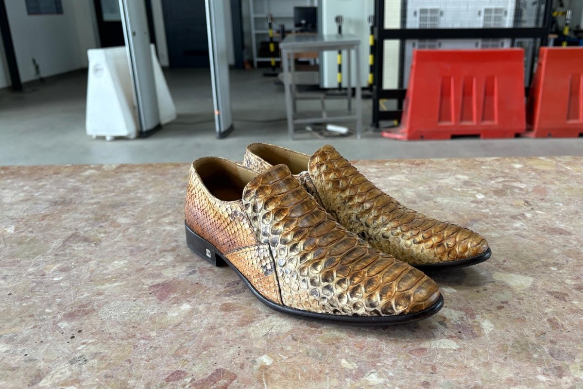 Egzotyczne skóry w bagażniku. Nielegalny transport zatrzymany przez KAS - Polskie Radio Rzeszów