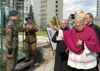Ławeczka bł.&nbsp;Natalii Tułasiewicz w&nbsp;Rzeszowie. Upamiętnienie patronki nauczycieli