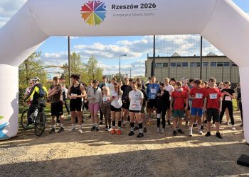 IV Charytatywny Bieg Internatów w Rzeszowie. Pobiegli, by wspierać potrzebujących - Polskie Radio Rzeszów