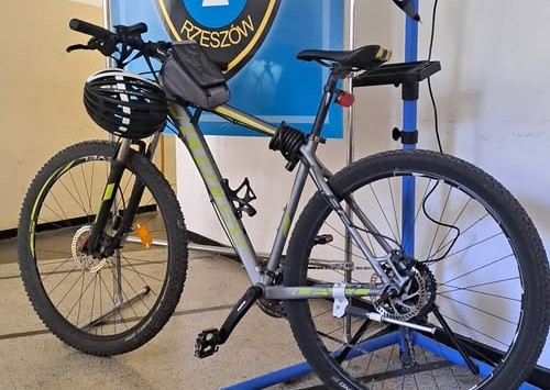 W Rzeszowie wraca akcja „Oznakuj swój rower”. Pierwszy termin już 10 kwietnia 1 - Polskie Radio Rzeszów W Rzeszowie wraca akcja „Oznakuj swój rower”. Pierwszy termin już 10 kwietnia