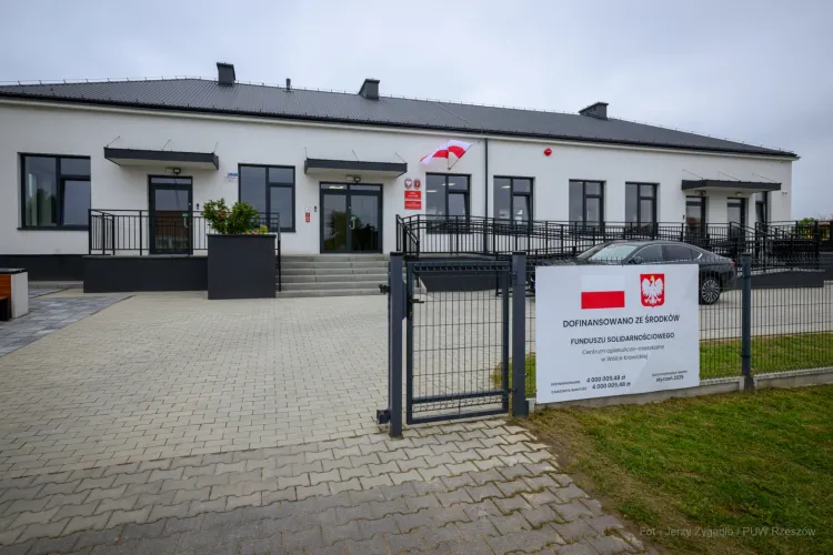 Centrum Opiekuńczo-Mieszkalne w&nbsp;Wólce Krowickiej otwarte. Wsparcie dla osób z&nbsp;niepełnosprawnościami