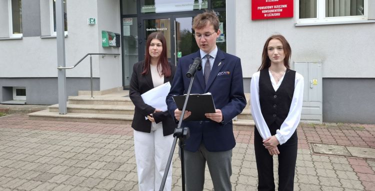 Setki podpisów pod petycją o lepsze wsparcie psychologiczne dla młodzieży w powiecie leżajskim 1 - Polskie Radio Rzeszów Setki podpisów pod petycją o lepsze wsparcie psychologiczne dla młodzieży w powiecie leżajskim