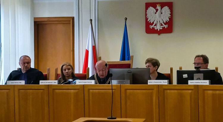 „To była egzekucja”. Dożywocie dla Tomasza U. za&nbsp;potrójne zabójstwo w&nbsp;Bąkowie