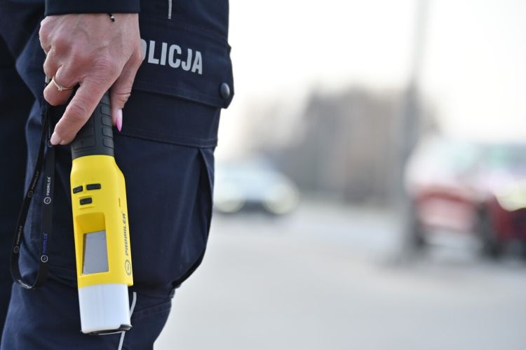 Ponad 2 promile alkoholu u&nbsp;kierującej. Wiozła 5-letnią córkę do&nbsp;przedszkola