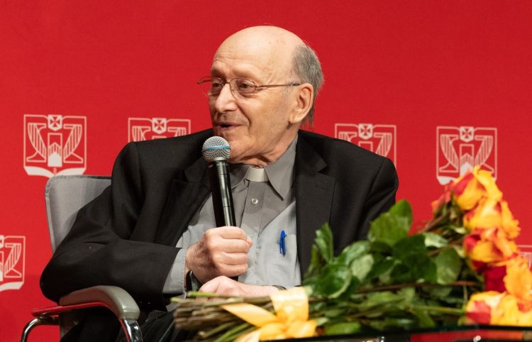 Więcej niż „Siedem ważnych słów”. Ks.&nbsp;prof.&nbsp;Michał Heller i&nbsp;Wojciech Bonowicz o&nbsp;najnowszej książce