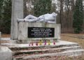 Związek Żołnierzy AK chce zmiany napisu na&nbsp;pomniku Armii Czerwonej w&nbsp;Pustkowie
