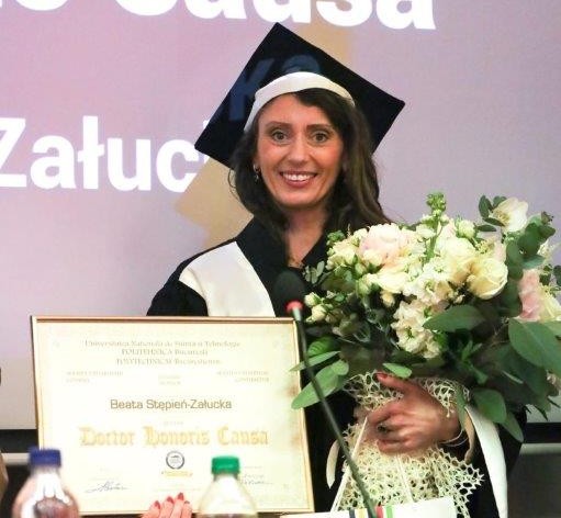 Prof. Beata Stępień-Załucka z Uniwersytetu Rzeszowskiego z tytułem doktora honoris causa 1 - Polskie Radio Rzeszów Prof. Beata Stępień-Załucka z Uniwersytetu Rzeszowskiego z tytułem doktora honoris causa
