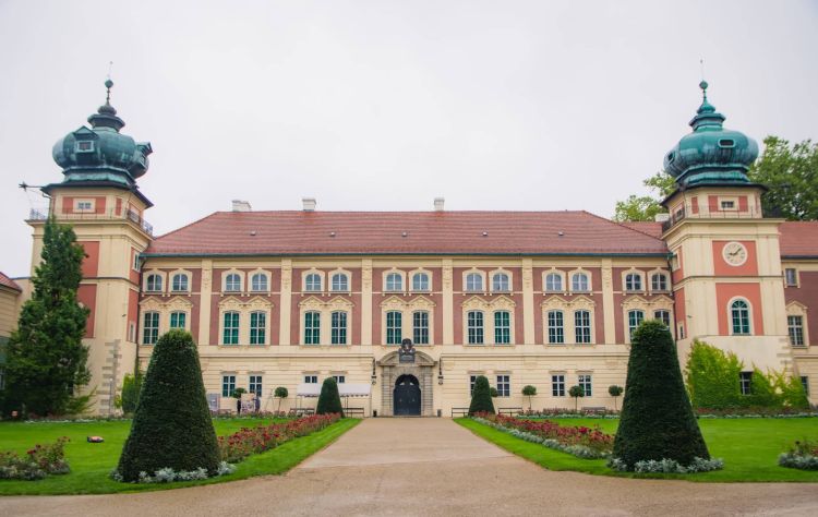Cenny eksponat w&nbsp;Łańcucie. Osobiste biurko byłego dyrektora Zamku