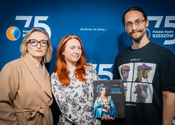 Moda, sztuka i&nbsp;kobiecy strój w&nbsp;centrum rozmowy